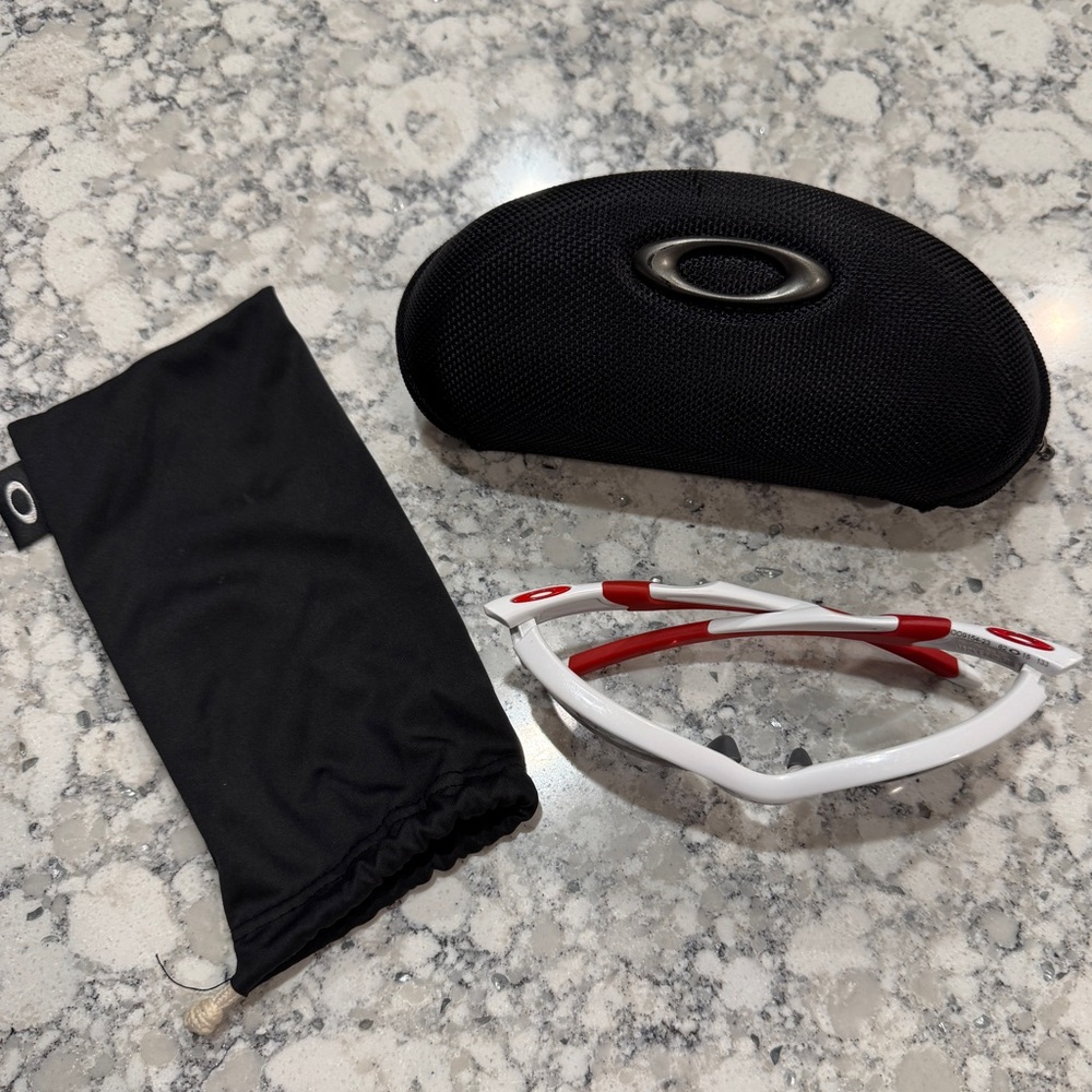 Oakley White and Red Half Jacket 2.0 XL Sunglasses with Black Case